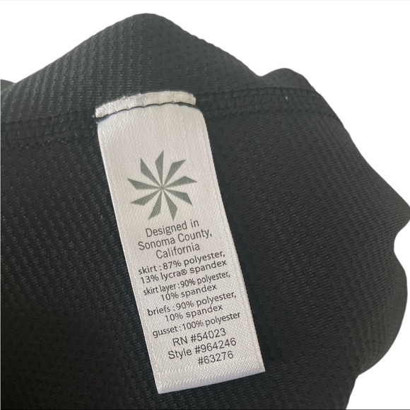 Athleta women’s split time tennis black tiered athletic skort skirt size Medium - Picture 5 of 6